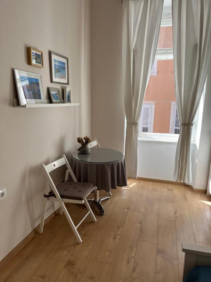 Apartment Check In PUY Eksteriør bilde