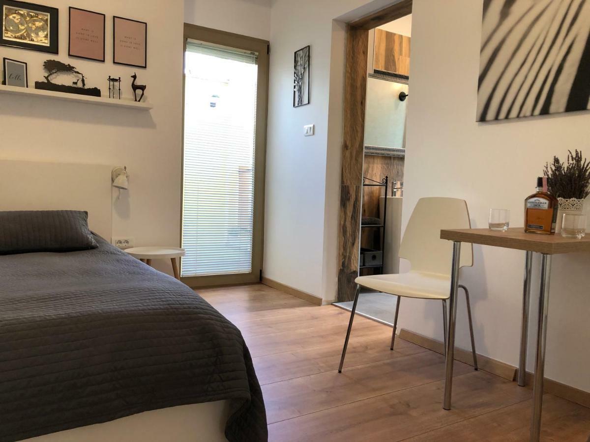 Apartment Check In PUY Eksteriør bilde