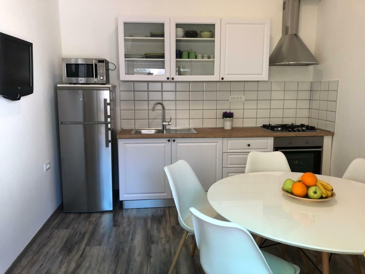 Apartment Check In PUY Eksteriør bilde